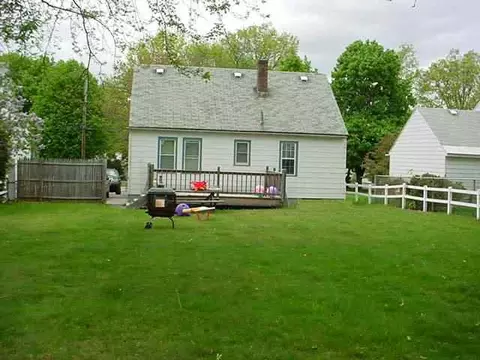 1126 Mcclellan St, Schenectady, NY 12309 photo 5