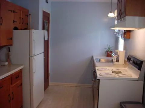 1126 Mcclellan St, Schenectady, NY 12309 photo 4