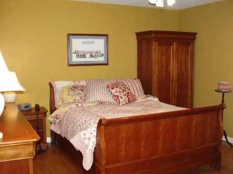 6 Olde Coach Rd, Glenmont, NY 12077 photo 7