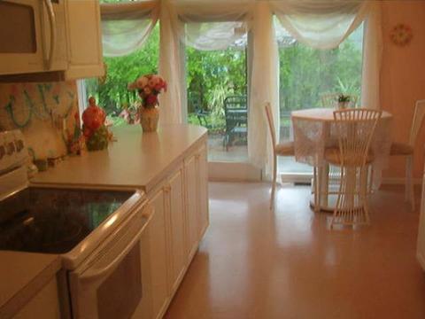 130 Cherry Ave, Delmar, NY 12054 photo 6