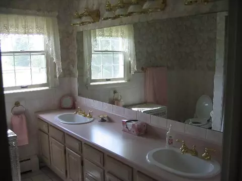 81 Devitt Rd, Halfmoon, NY 12188 photo 7