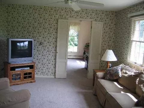 81 Devitt Rd, Halfmoon, NY 12188 photo 6