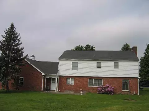 81 Devitt Rd, Halfmoon, NY 12188 photo 2