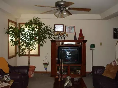10 Trinity Pl, Selkirk, NY 12158 photo 4
