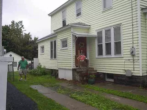 1151 Phoenix Ave, Schenectady, NY 12308 photo 2