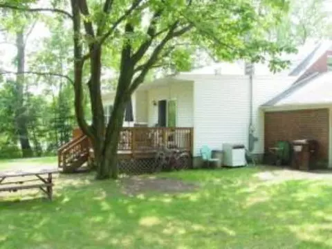 22 Beverly Dr, Albany, NY 12203 photo 8