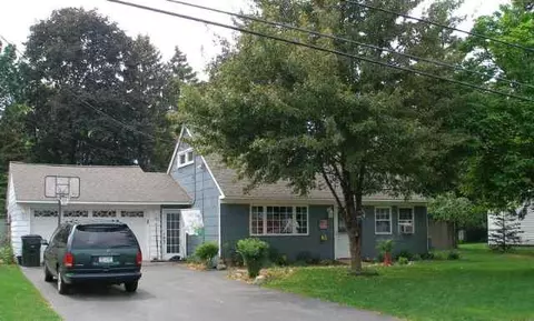 975 Obrien Ave, Schenectady, NY 12306 photo 1