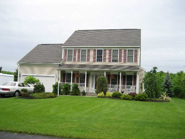 140 Butternut Dr, Schenectady, NY 12309 photo 1