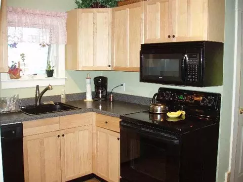 175 Adams St, Delmar, NY 12054 photo 5