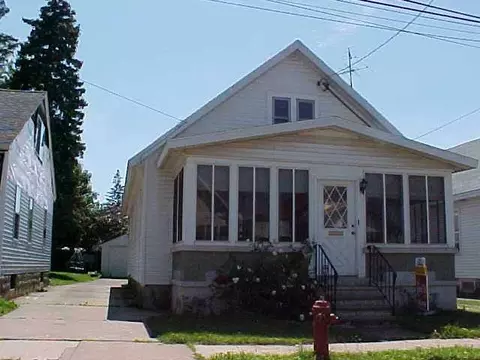 1330 Woolsey St, Schenectady, NY 12306 photo 1