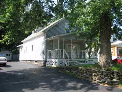 2840 Coniston Rd, Schenectady, NY 12304 photo 1