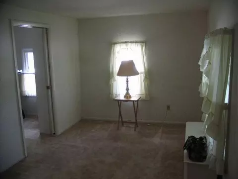 2840 Coniston Rd, Schenectady, NY 12304 photo 4