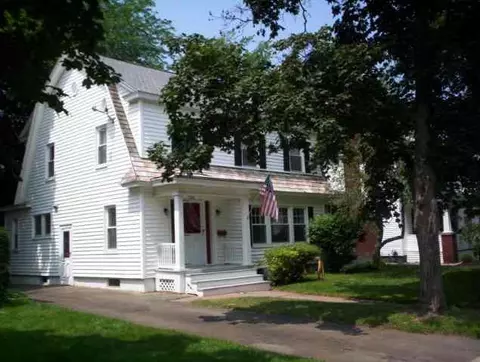 723 Hampton Ave, Schenectady, NY 12309 photo 1