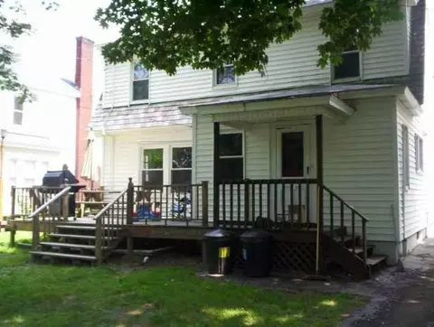723 Hampton Ave, Schenectady, NY 12309 photo 2