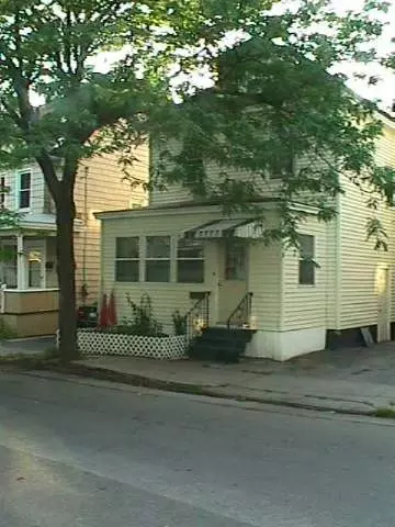 75 Elder St, Schenectady, NY 12304 photo 1