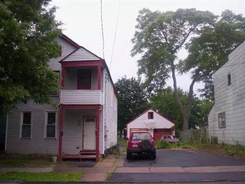 521 Summit Ave, Schenectady, NY 12307 photo 1
