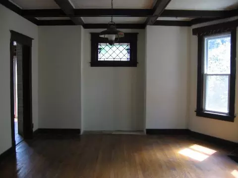 30 Spruce St, Schenectady, NY 12304 photo 3
