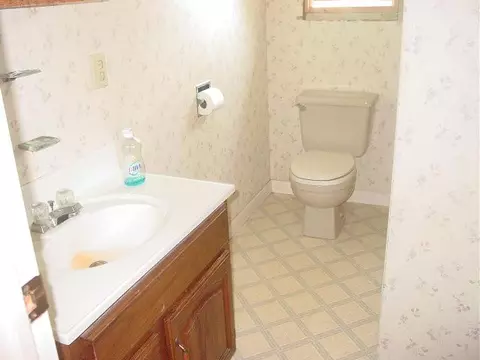 711 Old Trail Rd, Fonda, NY 12068 photo 4