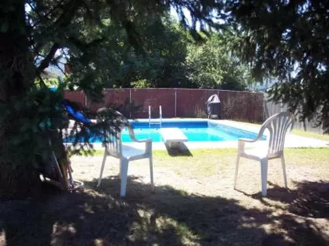2 Adare Rd, Troy, NY 12180 photo 5