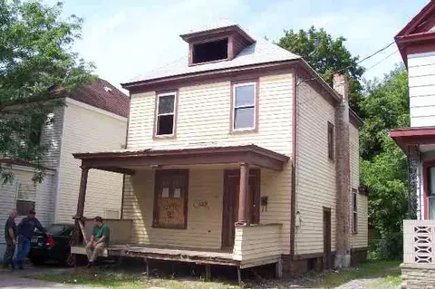 79 Elder St, Schenectady, NY 12307 photo 1
