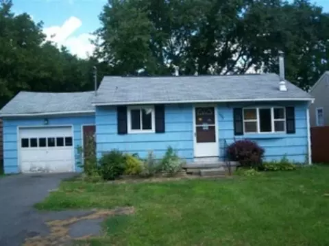 602 Cain St, Chittenango, NY 13037 photo 1