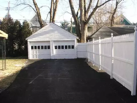 830 Wright Ave, Schenectady, NY 12309 photo 7