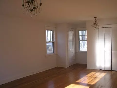 830 Wright Ave, Schenectady, NY 12309 photo 6