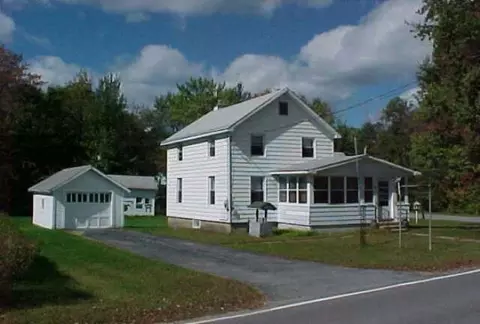 369 W Maple St, Corinth, NY 12822 photo 1
