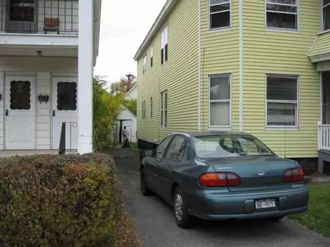 605 Mcclellan St, Schenectady, NY 12304 photo 3
