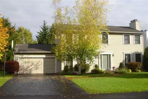 10 Cayuga Ct, Slingerlands, NY 12159 photo 1