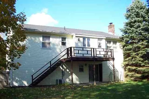 20 Windmill Dr, Glenmont, NY 12077 photo 4