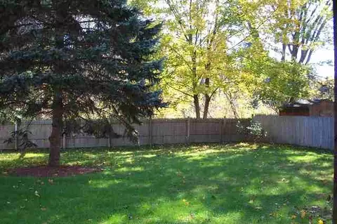 20 Windmill Dr, Glenmont, NY 12077 photo 3