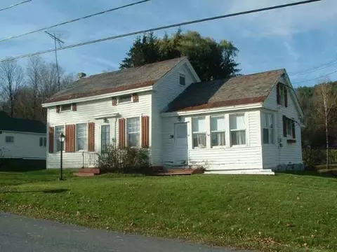 34 Greenfield Rd, Hampton, NY 12837 photo 1