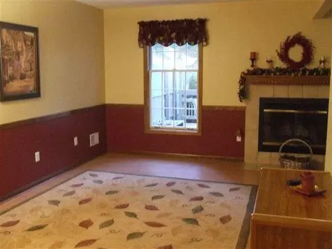 4 Deer Run Dr, Ballston Spa, NY 12020 photo 2