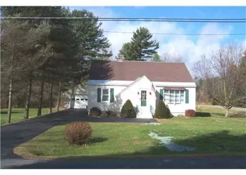 40 Broad St, Broadalbin, NY 12025 photo 1