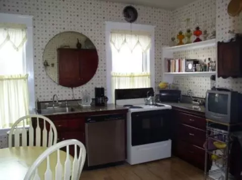 809 Hampton Ave, Schenectady, NY 12309 photo 6