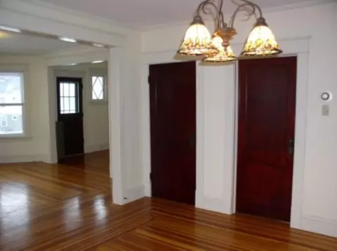 809 Hampton Ave, Schenectady, NY 12309 photo 5