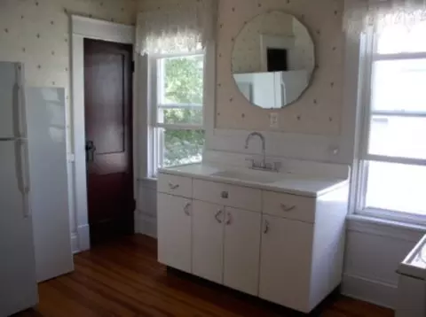 809 Hampton Ave, Schenectady, NY 12309 photo 9