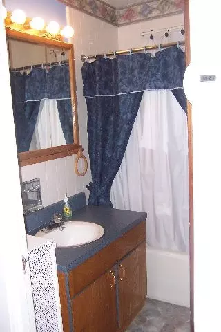 2217 Concord St, Schenectady, NY 12306 photo 7
