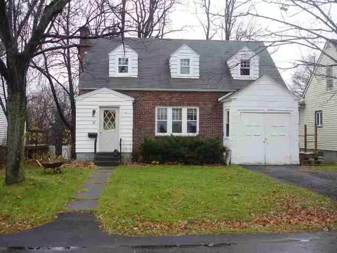 27 Brookman Ave, Delmar, NY 12054 photo 1