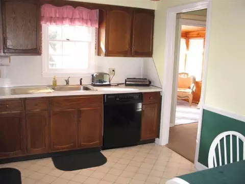 40 Fredericks Rd, Glenville, NY 12302 photo 11