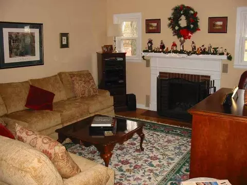 111 Winne Rd, Delmar, NY 12054 photo 2