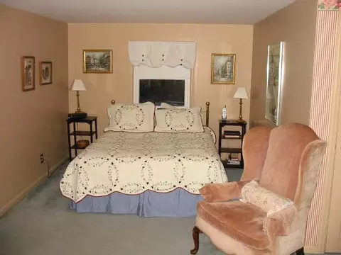 111 Winne Rd, Delmar, NY 12054 photo 8