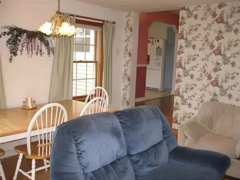 300 Nimitz Rd, Schenectady, NY 12304 photo 7