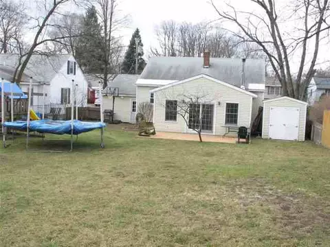 300 Nimitz Rd, Schenectady, NY 12304 photo 5