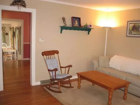 300 Nimitz Rd, Schenectady, NY 12304 photo 2