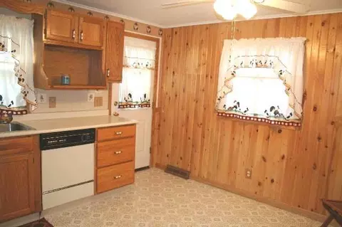 2225 Lenox Rd, Schenectady, NY 12308 photo 4
