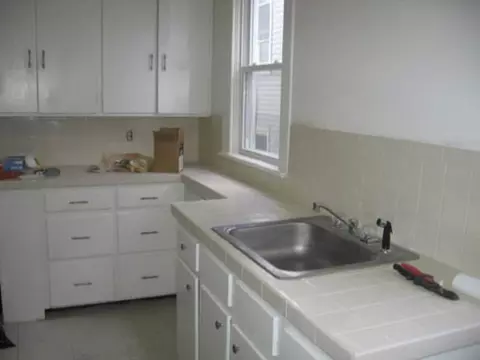 305 Division St, Schenectady, NY 12304 photo 5