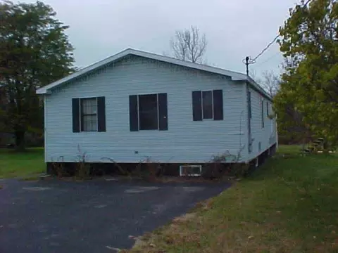 41 Sheridan St, Argyle, NY 12809 photo 2