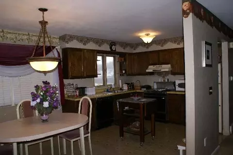 203 Dewitt Ave, Schenectady, NY 12304 photo 2